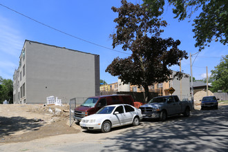 42 Edgewood Ave in Toronto, ON - Building Photo - Building Photo