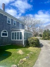 275 McCorrie Ln in Portsmouth, RI - Building Photo - Building Photo