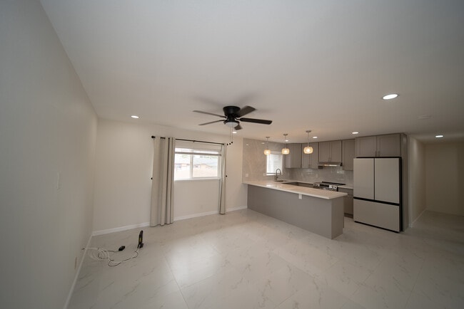 98-179 Kauhihau Pl, Unit Up 2 in Pearl City, HI - Foto de edificio - Building Photo