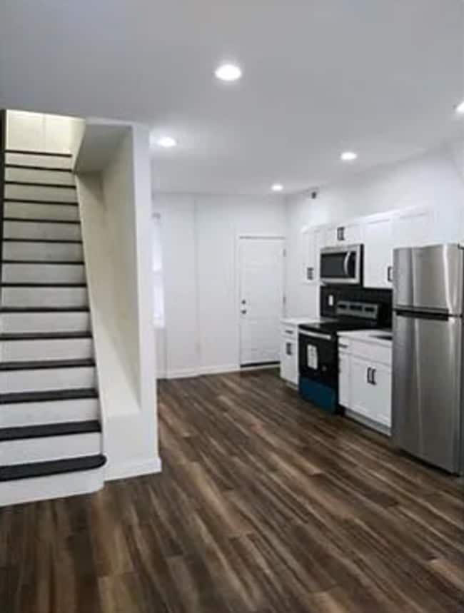 property at 2907 N Ringgold St