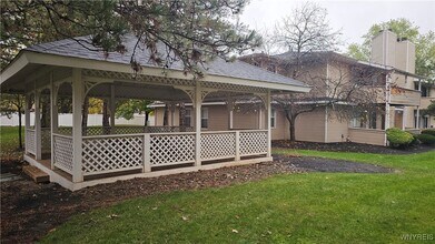 306 Sundown Trail in Buffalo, NY - Building Photo - Building Photo