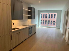 1200 N Clark St in Chicago, IL - Building Photo - Building Photo