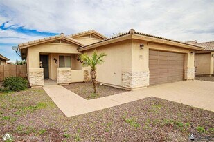 6580 E 33rd Ln in Yuma, AZ - Building Photo