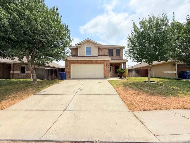 11217 Pedrosa St in Laredo, TX - Building Photo - Building Photo