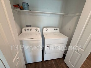 9257 Stony Brk Rd in Jacksonville, FL - Building Photo - Building Photo