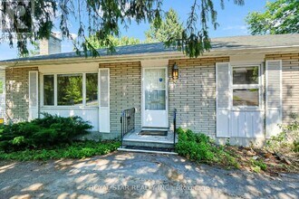10 Delong Dr in Ottawa, ON - Building Photo - Building Photo
