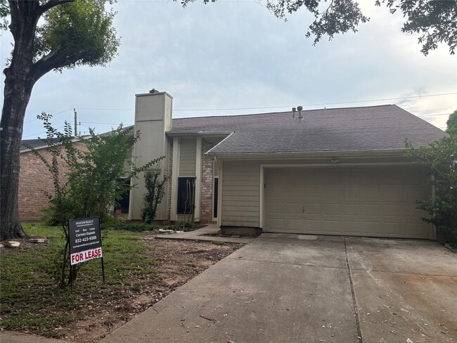 property at 2942 Jenny Dr