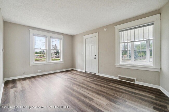 609 S Pennsylvania Ave in Lansing, MI - Building Photo - Building Photo