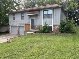 4508 NW Valley View Rd in Blue Springs, MO - Building Photo