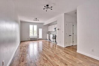 962 US-9W in Congers, NY - Building Photo - Building Photo