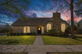 15030 St Cloud Dr in Houston, TX - Building Photo - Building Photo
