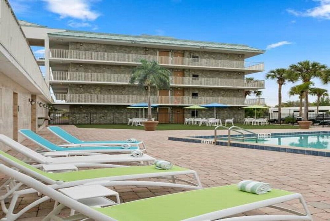 1500 N Thacker Ave in Kissimmee, FL - Building Photo