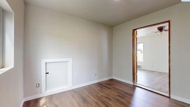 1107 N Arthur St in Kennewick, WA - Building Photo - Building Photo