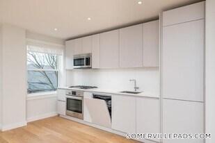 123 Highland Ave in Somerville, MA - Building Photo