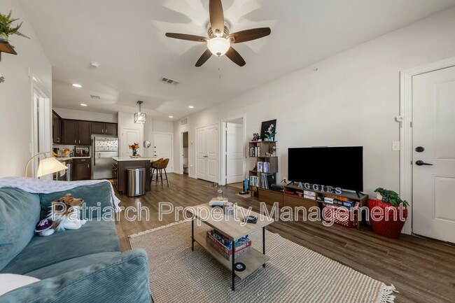 1026 Foster Ave in College Station, TX - Building Photo - Building Photo