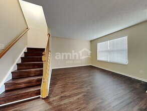 3455 Lakebrook Ct in Hamilton, OH - Building Photo - Building Photo