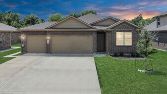 7822 London Tower Ln in Houston, TX - Building Photo