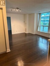 50-450 Lynn Williams St in Toronto, ON - Building Photo - Building Photo
