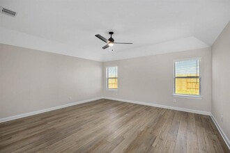 3125 Banyan Dr in Santa Fe, TX - Foto de edificio - Building Photo