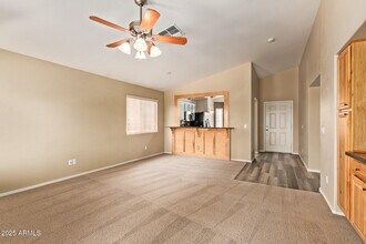30445 N Sunray Dr in Queen Creek, AZ - Building Photo - Building Photo