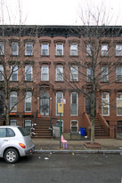 300 Greene Ave Apartments