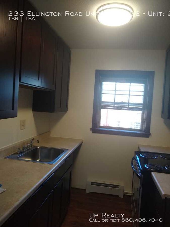 233 Ellington Rd-Unit -Unit: 233-102 in East Hartford, CT - Building Photo - Building Photo