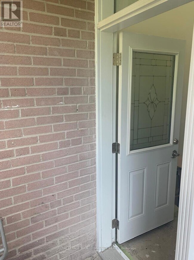 151 Goulding Ave in Toronto, ON - Building Photo - Building Photo