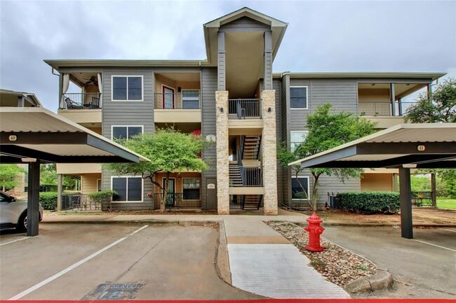 property at 2320 Gracy Farms Ln