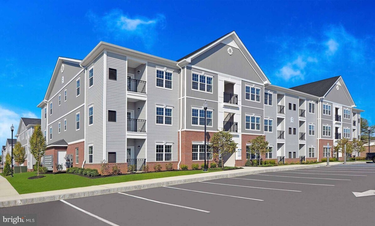 535 Berkeley Ln in Blackwood, NJ - Building Photo