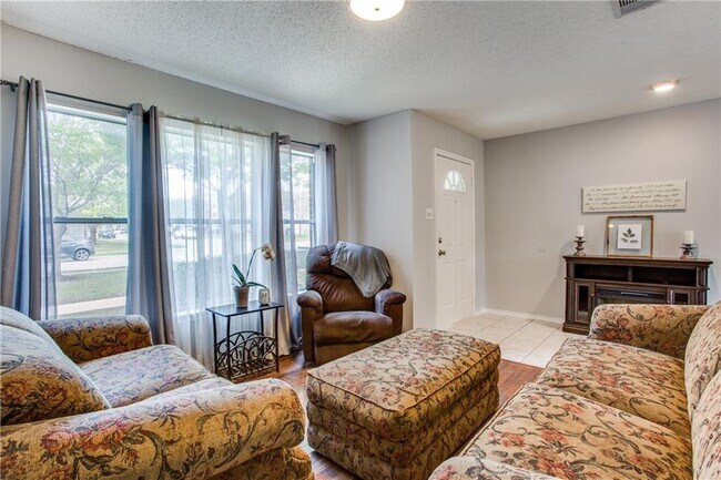 2622 Glen Field Dr in Cedar Park, TX - Building Photo - Building Photo