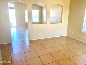 7504 Howard St in El Paso, TX - Building Photo - Building Photo