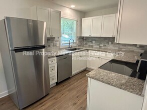 2325 Quartz Ct in Raleigh, NC - Building Photo - Building Photo
