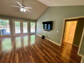 120 Pin Du Lac Dr in Central, SC - Building Photo - Building Photo