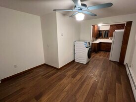 2 Shaker Rd in Concord, NH - Building Photo