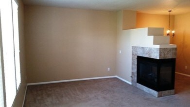 12784 Jasmine St-Unit -Unit C in Thornton, CO - Building Photo - Building Photo