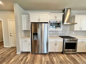 Beautiful 3 Bed 2.5 Bath in Timnath! in Timnath, CO - Building Photo - Building Photo