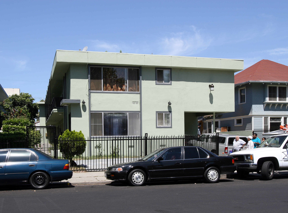 1237 Magnolia Ave in Los Angeles, CA - Building Photo