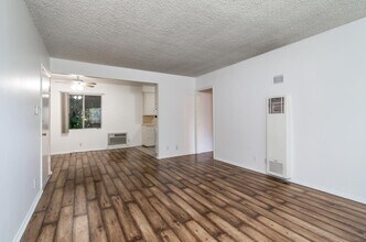 4187 Arch Dr in Los Angeles, CA - Foto de edificio - Building Photo