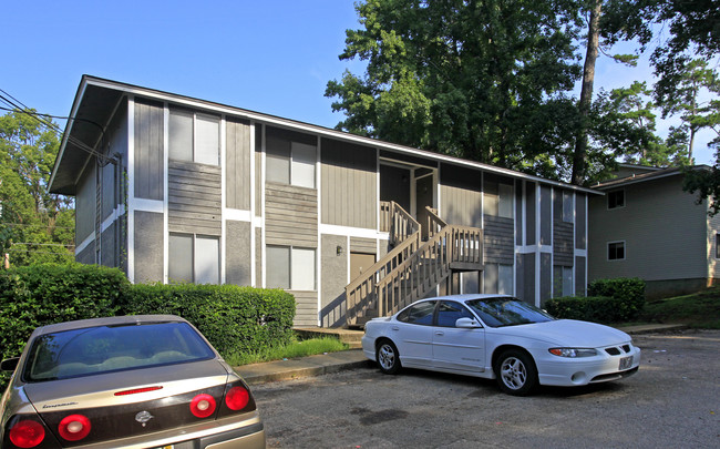 721 Pointe Ct in Tallahassee, FL - Building Photo - Building Photo