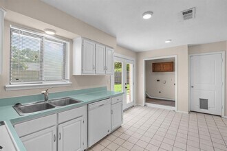 15718 Sea Lark Rd in Houston, TX - Building Photo - Building Photo