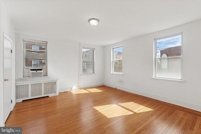 property at 1710 S 10th St