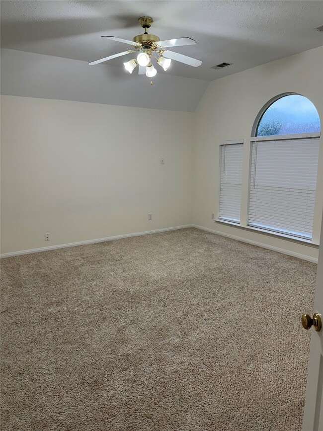 property at 16655 Broadoak Grove Ln