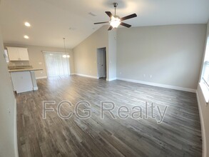 106 Oak Cir in Ocala, FL - Building Photo - Building Photo