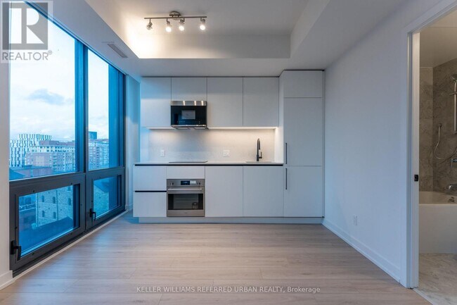 35 Parliament St in Toronto, ON - Building Photo - Building Photo