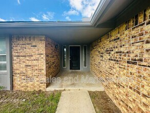 11701 N Lee Ave in Oklahoma City, OK - Building Photo - Building Photo