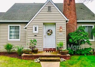 5250 21st Ave in Sacramento, CA - Building Photo - Building Photo