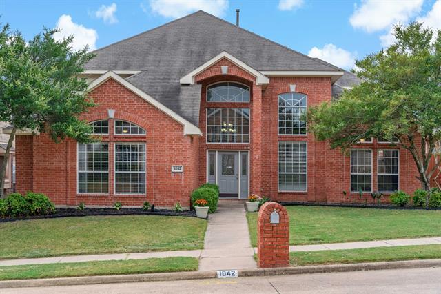 1042 Fireside Dr in Allen, TX - Building Photo