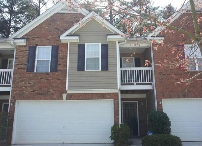 property at 2088 Manhattan Pkwy