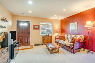 8404 Mina Loma Ct, Unit ID1386147P in Alexandria, VA - Building Photo - Building Photo