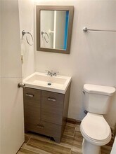 20761 NE 4th Pl in Miami, FL - Building Photo - Building Photo